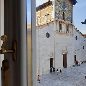 Il Vicolo Lucques